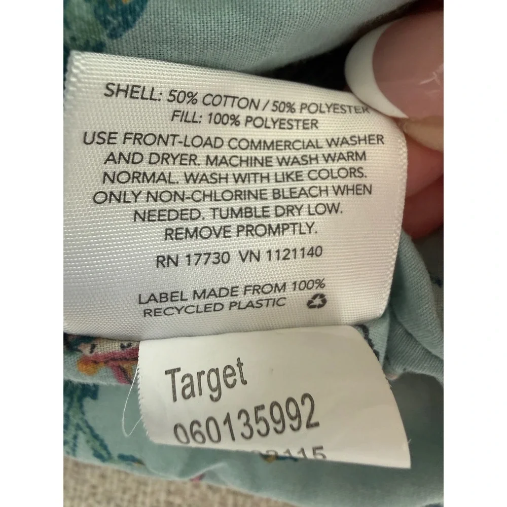 Threshold Twin/XL Twin Comforter Blue Red Floral Design Reversible Cottage